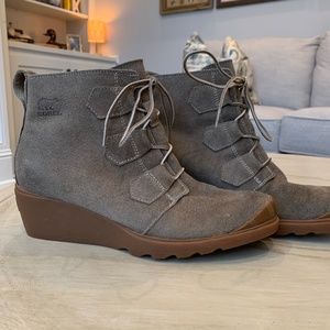 Sorel Toronto Suede Lace Up Wedge Ankle  Boot Womens 9.5 Green Waterproof